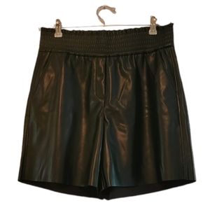 Black Carolina Belle Women's Faux Shorts